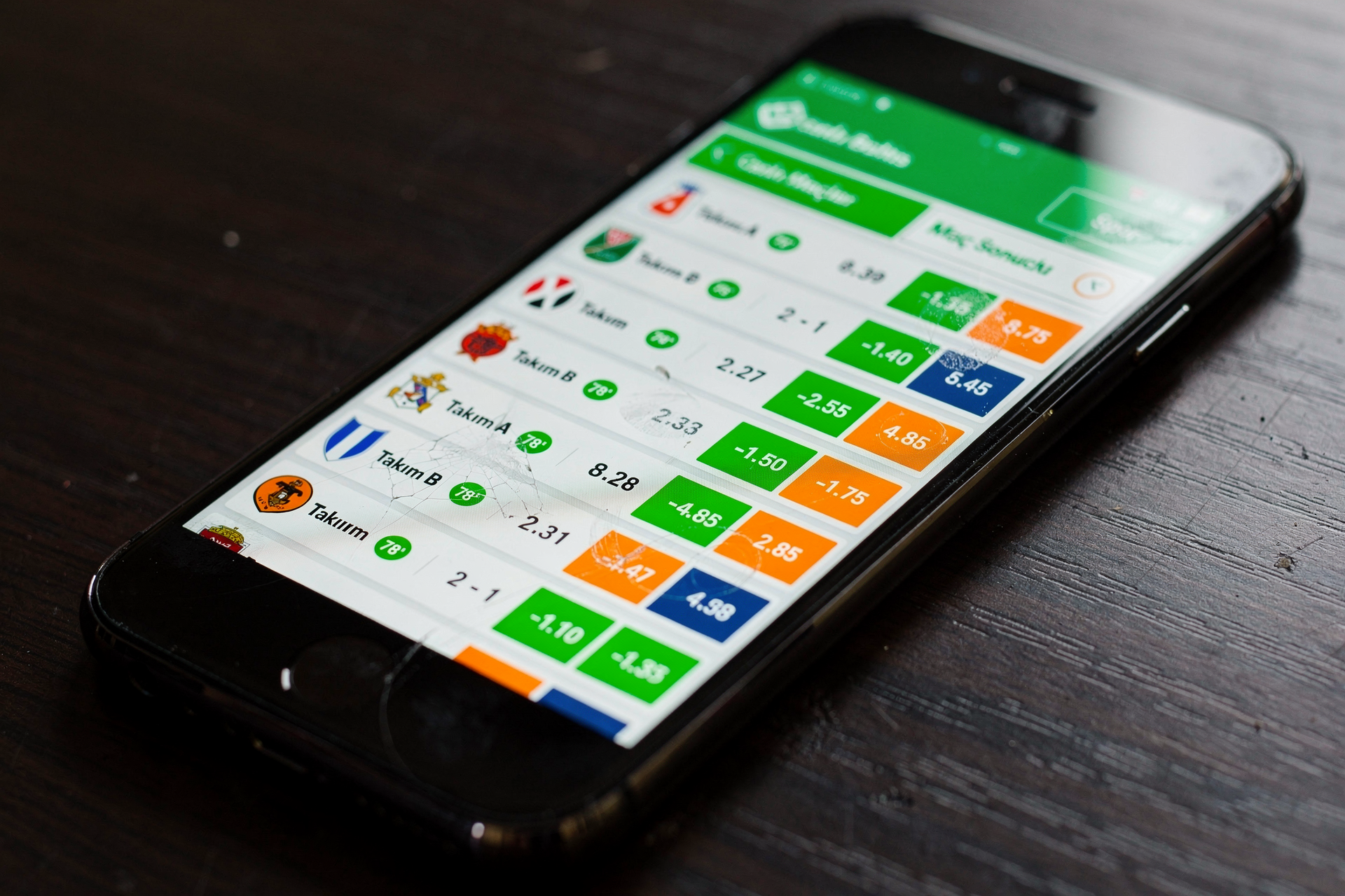 2026 mobil bahis platformu arayüzü ve canlı bahis ekranı görünümü